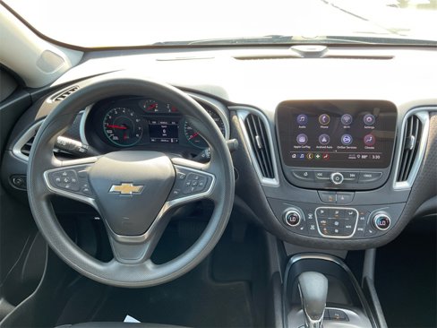 Used 2024 Chevrolet Malibu LT image 17