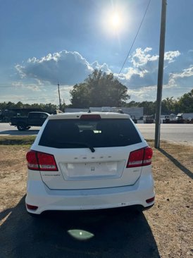 Used 2014 Dodge Journey SXT w/ Flexible Seating Group image 5