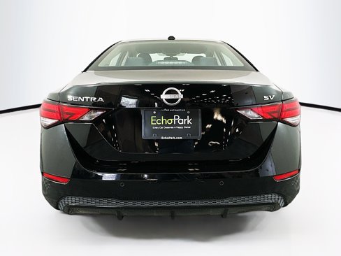 Used 2024 Nissan Sentra SV image 7