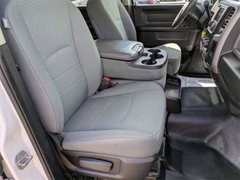 Used 2016 RAM 2500 Tradesman w/ Chrome Appearance Group image 27