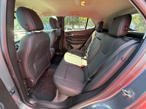 Used 2022 Buick Encore GX Select w/ Sport Touring Package image 20