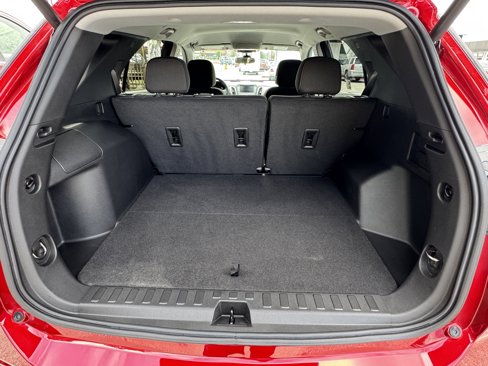 Used 2023 Chevrolet Equinox LT image 5
