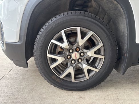 Used 2020 GMC Acadia SLE image 40