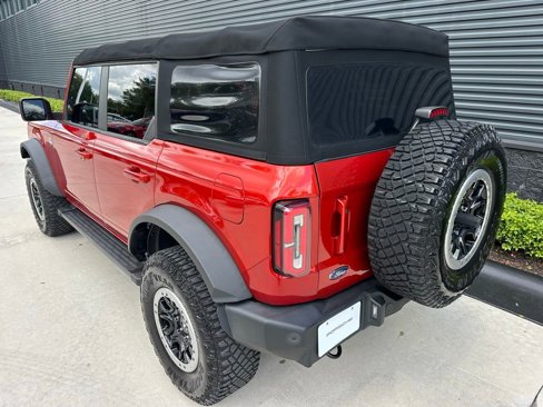Used 2022 Ford Bronco Outer Banks w/ Sasquatch Package image 3