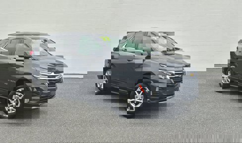Used 2022 Chevrolet Equinox LT image 1