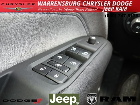 Used 2023 Jeep Compass Latitude image 27