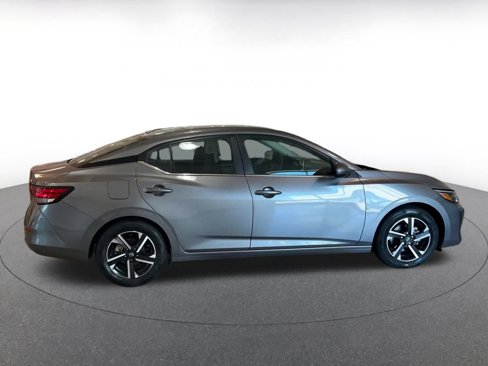 Used 2024 Nissan Sentra SV image 16