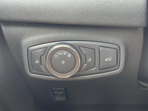 Used 2018 Lincoln MKC Reserve image 25