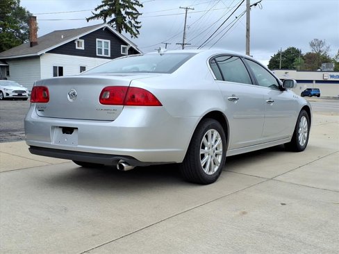 Used 2011 Buick Lucerne CXL image 3