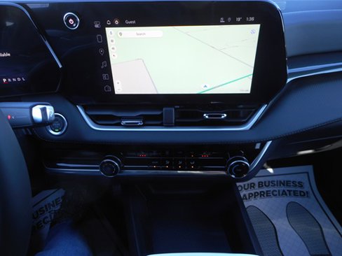 New 2025 Chevrolet Equinox LT w/ Safety and Technology Package image 13