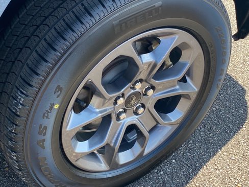 Certified 2024 Ford Maverick XLT image 23