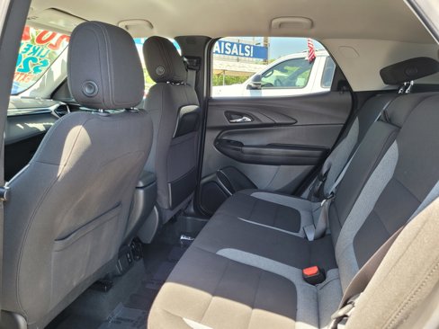 Used 2024 Chevrolet TrailBlazer LT w/ Convenience Package image 11