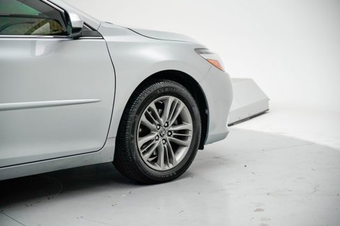 Used 2016 Toyota Camry SE image 24