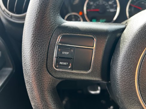Used 2013 Jeep Wrangler Sport image 14
