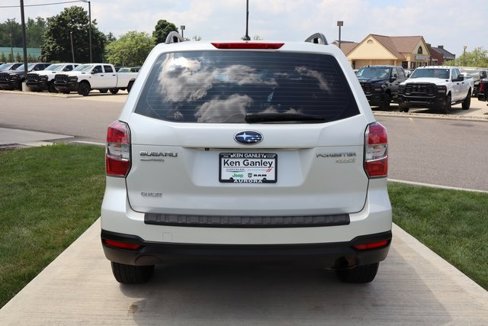 Used 2015 Subaru Forester 2.5i w/ Alloy Wheel Package image 28