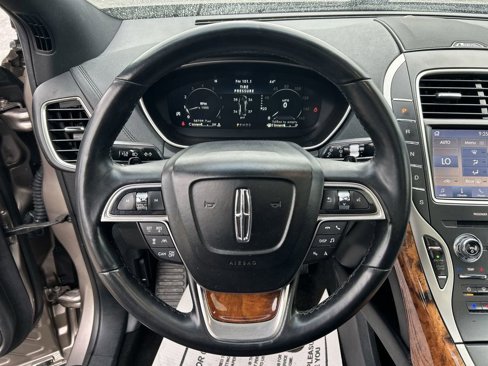 Used 2020 Lincoln Nautilus Reserve image 57