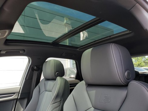 New 2025 Audi Q3 2.0T Premium image 7
