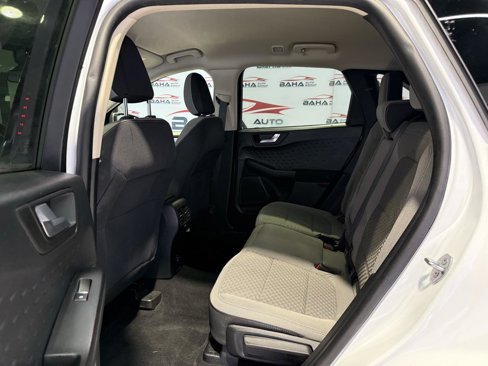 Used 2020 Ford Escape SE image 34