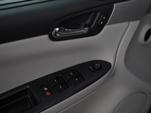 Used 2006 Chevrolet Impala LT image 18