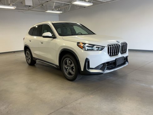 Used 2025 BMW X1 xDrive28i image 6