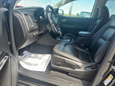Used 2022 GMC Canyon AT4 image 12