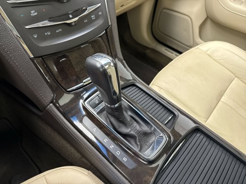 Used 2014 Lincoln MKS AWD w/ Equipment Group 201A image 19