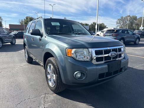 Used 2011 Ford Escape XLT w/ 201A Rapid Spec Order Code image 4