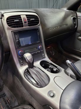 Used 2007 Chevrolet Corvette Coupe w/ Preferred Equipment Group image 26