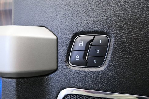 Used 2017 Ford F150 Lariat image 15