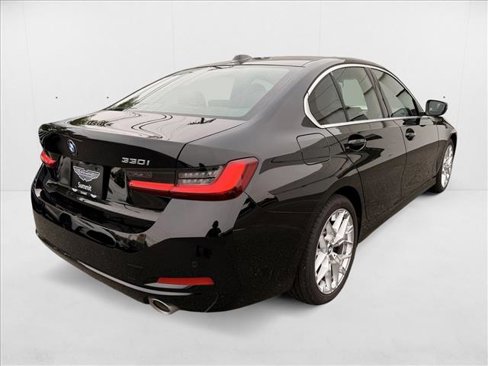 Used 2025 BMW 330i xDrive Sedan image 7