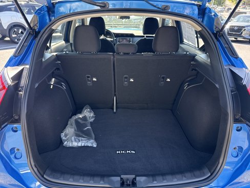 Used 2024 Nissan Kicks S image 19