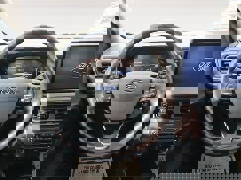 New 2025 Ford Maverick XL image 12