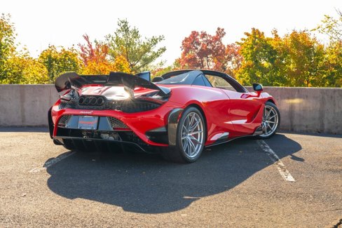 Used 2022 McLaren 765LT image 12