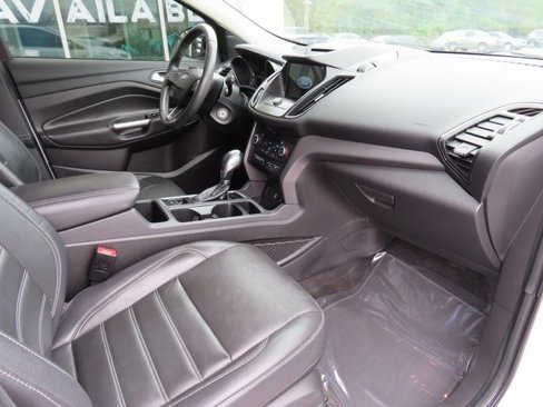 Used 2018 Ford Escape SEL image 31