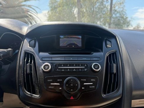 Used 2017 Ford Focus SE image 23