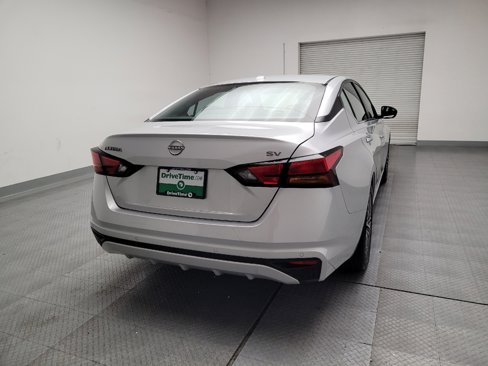 Used 2024 Nissan Altima 2.5 SV image 7