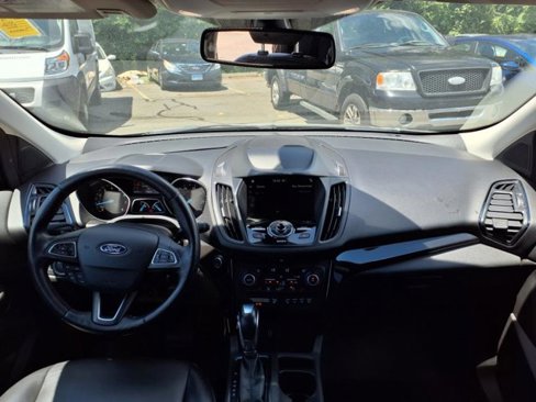 Used 2019 Ford Escape Titanium image 15