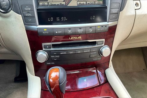Used 2010 Lexus LS 460 image 33