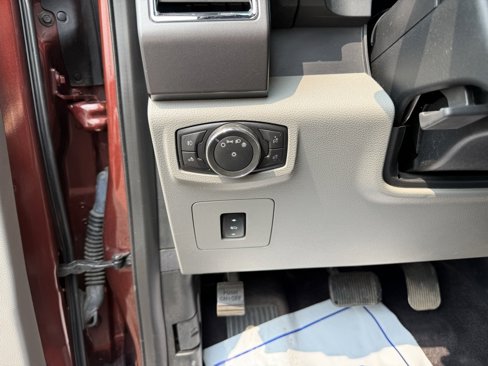 Used 2016 Ford F150 4x4 SuperCrew image 16