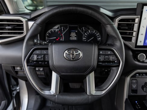 Used 2023 Toyota Tundra Limited image 27