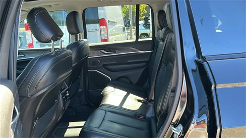 Used 2023 Jeep Grand Cherokee 4WD 4xe image 25