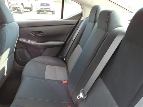 Used 2024 Nissan Sentra SV image 15