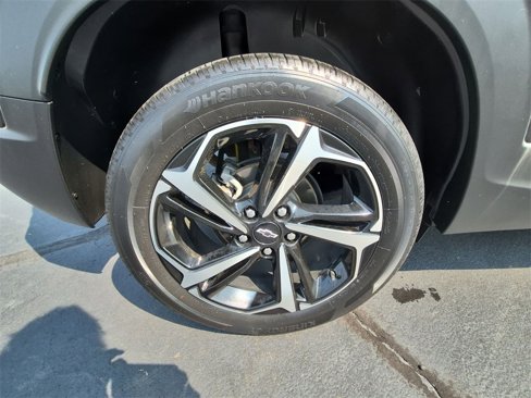 Used 2022 Chevrolet TrailBlazer RS w/ Sun and Liftgate Package image 17
