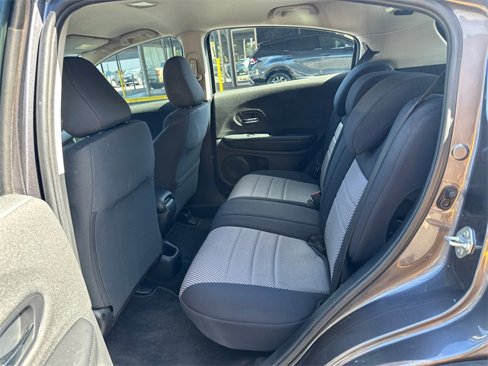 Used 2022 Honda HR-V LX image 15