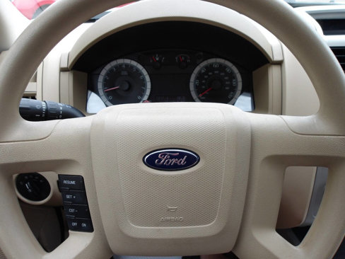 Used 2008 Ford Escape XLT image 17