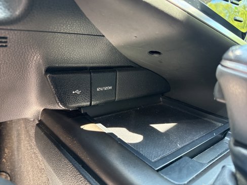 Used 2021 Toyota Camry SE image 30