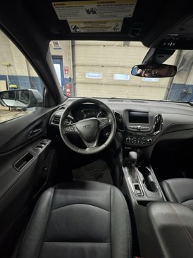 Used 2023 Chevrolet Equinox RS image 19