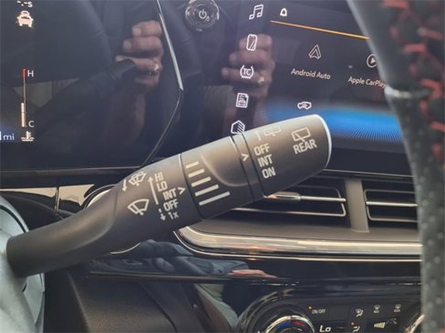 New 2025 Chevrolet Trax RS w/ Sunroof Package image 27