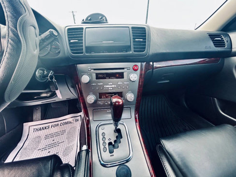 Used 2009 Subaru Outback 2.5i Limited image 13