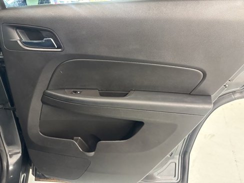 Used 2014 GMC Terrain SLE image 29